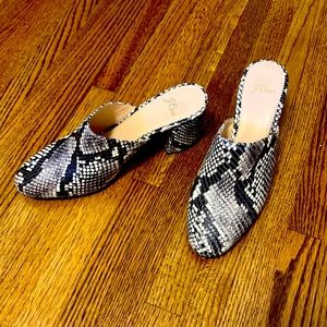 J Crew size 7 snakeskin mules — great condition!